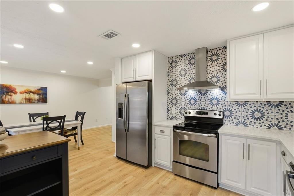 5034 Meadow Lane