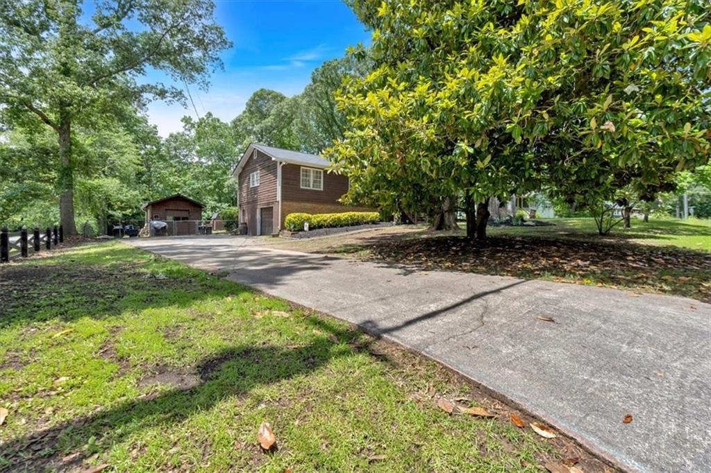 6863 Recreation Lane, Acworth, Georgia image 3