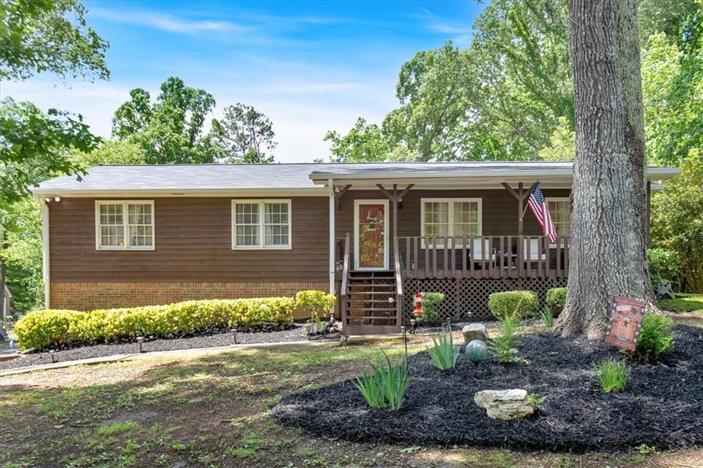 6863 Recreation Lane, Acworth, Georgia image 1