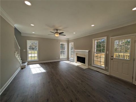 Single Family Residence in Winston GA 6877 Tyree Road 5.jpg