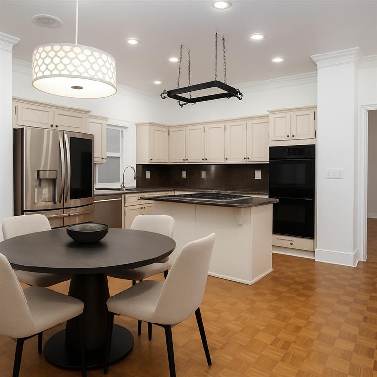 1320 Wildcliff Parkway NE