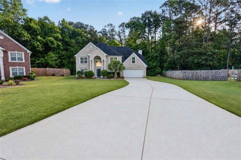 Homes For Sale - 165 Wyndmont Way<br/> Covington, GA 30014