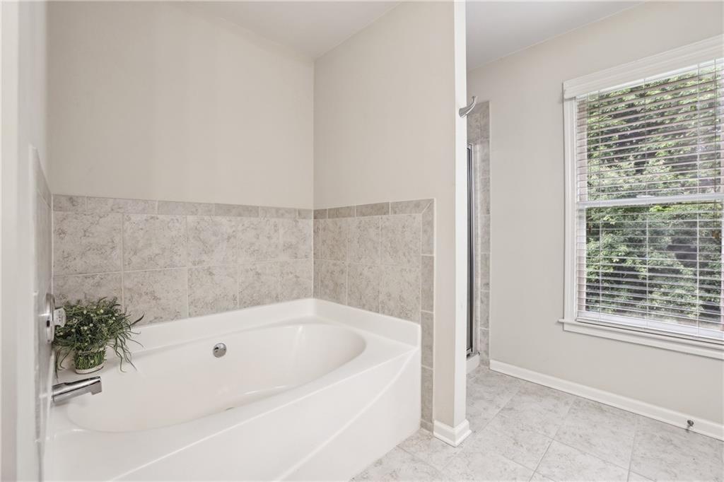 13468 Gardiner Lane, Alpharetta, Georgia image 24