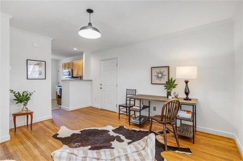 Condo For Sale - 572 Goldsboro Road #A<br/> Atlanta, GA 30307