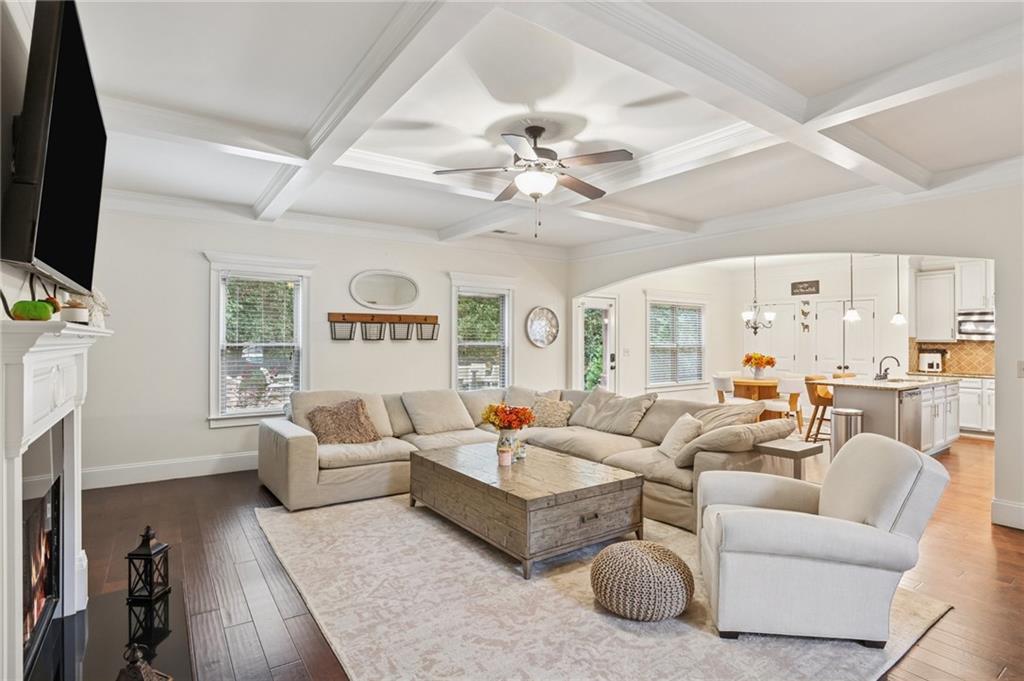 The Estates at Mountain View - Residential