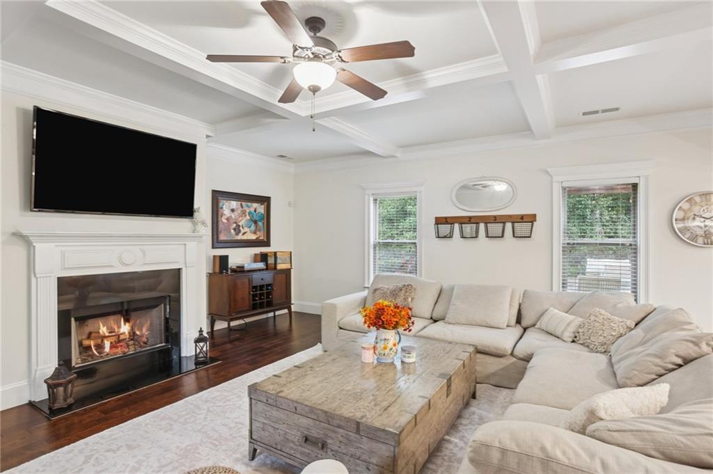 The Estates at Mountain View - Residential