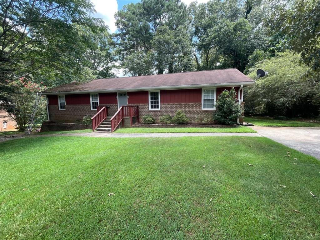 All-Brick Duplex in Sought-After Parkview High School District!! Welcome to this well-maintained duplex located in a quiet cul-de-sac. This home features generously sized bedrooms, including one with convenient his-and-hers closets. Enjoy an eat-in kitchen perfect for casual dining, with an adjacent laundry room tucked away at the rear for added convenience. Durable and stylish LVP flooring throughout. No carpet anywhere! Step out onto the back deck, which overlooks a level backyard complete with a fenced-in area and formed steps leading to the driveway making it ideal for outdoor enjoyment. Commuters will appreciate the prime location with easy access to both I-85 and I-285, ensuring convenience to all that the metro area has to offer. Please note: The downstairs storage room is NOT included in the rental. APPLY TODAY!! $75 application fee. Applicants must make 3 times the monthly rent ($4,500+). No previous evictions or evictions filings will be accepted. No bankruptcies, car repossessions or collections in the last 2 years will be accepted. No housing vouchers are being accepted at this time. Minimum 1 yr lease. $500 non-refundable pet deposit per pet. No smoking inside the unit and no subletting allowed. Professionally managed. Tenant is responsible for all utilities. No minimum credit score requirement.