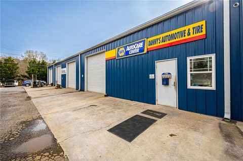 2227 Oak Grove Road Dahlonega GA 30533