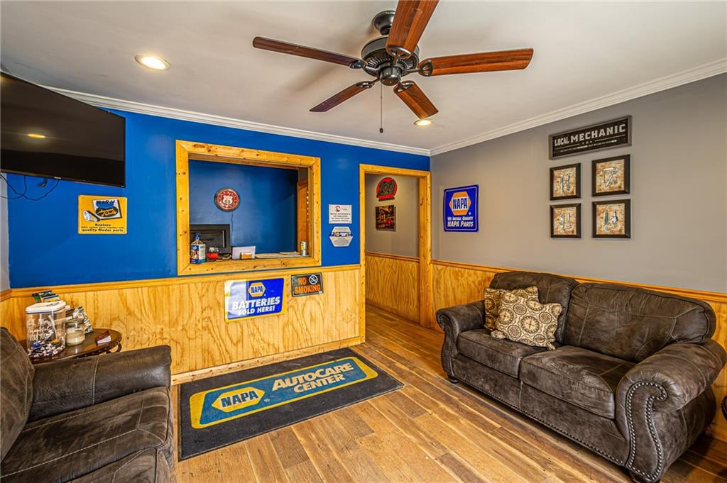 2227 Oak Grove Road