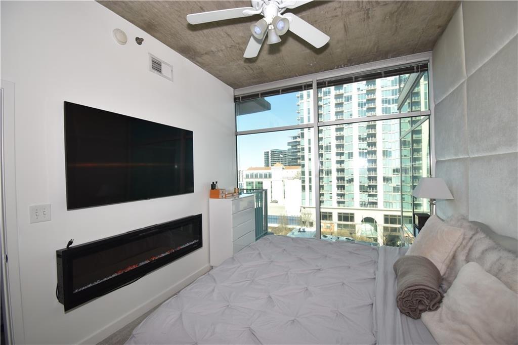 250 Pharr Road NE 1103