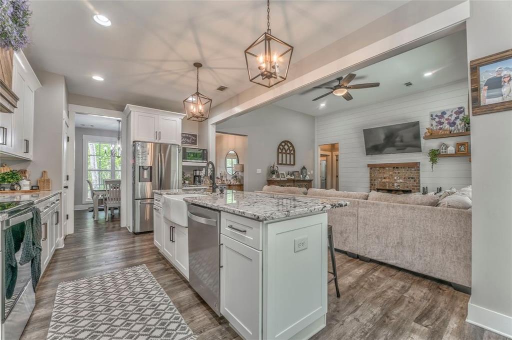 555 E Valley Road, Rydal, Georgia image 42