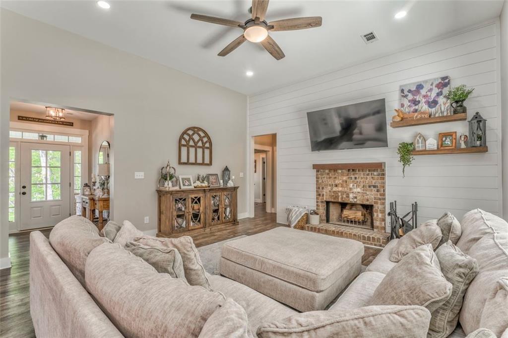 555 E Valley Road, Rydal, Georgia image 38