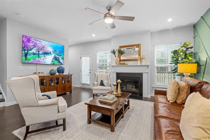 1098 Caruso Drive, Buford, Georgia image 14