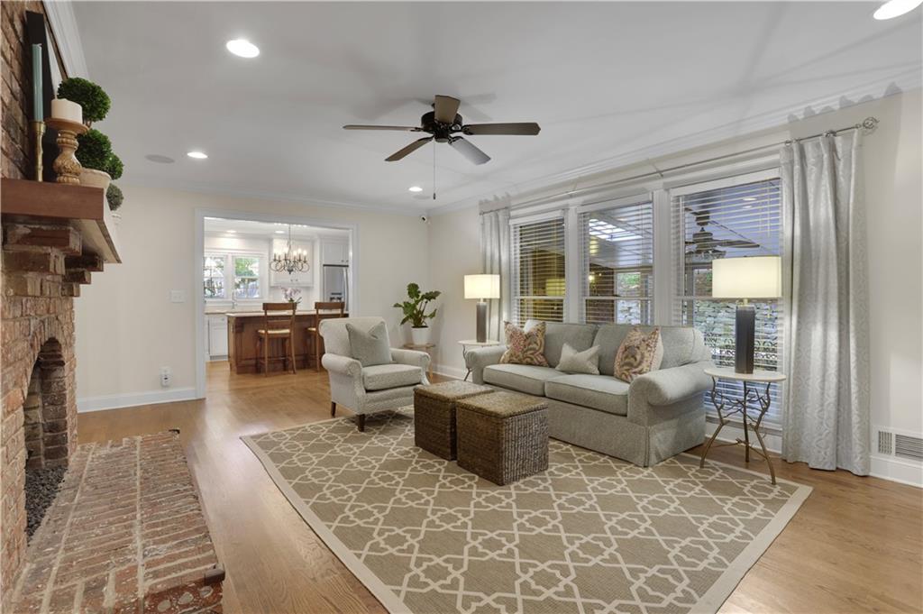 400 Hunters Glen Court