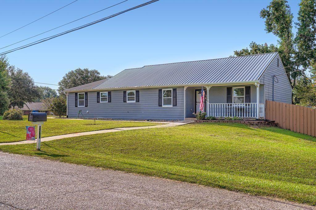 1600 Steeple Chase Road