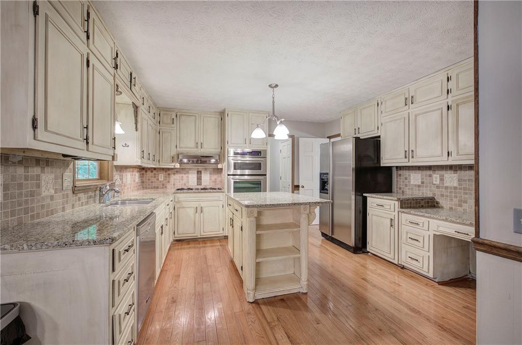 425 Bellflower Court