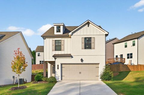 Homes For Sale - 41 Station Overlook Way<br/> Auburn, GA 30011