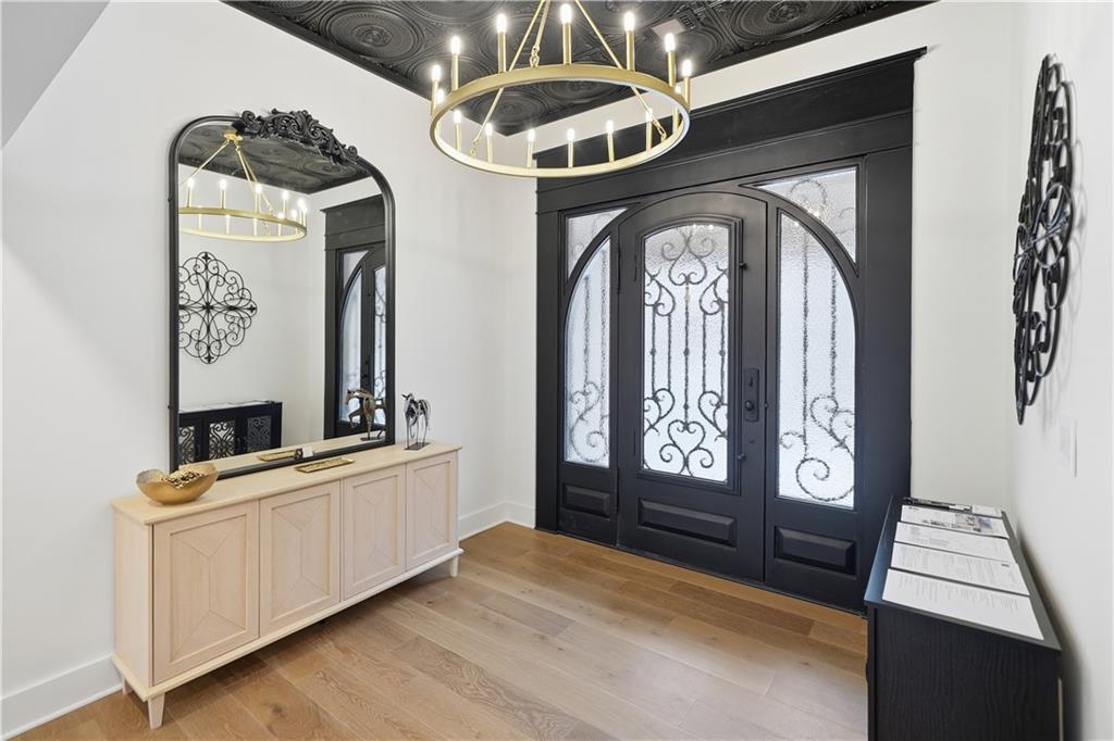 532 VistaView Parkway