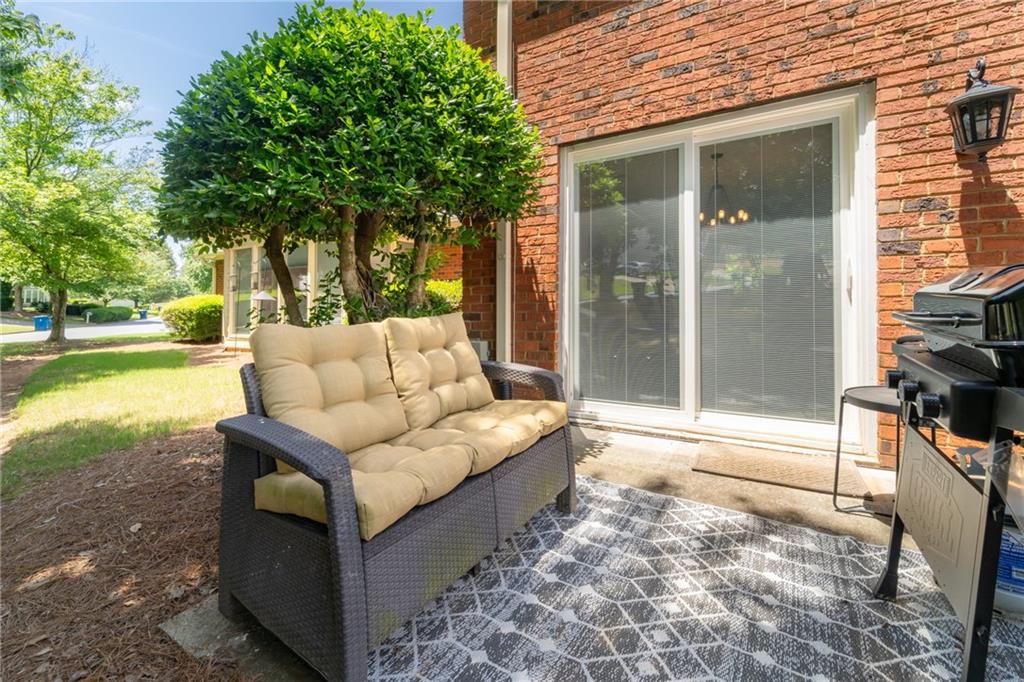 3677 Blackshear Court