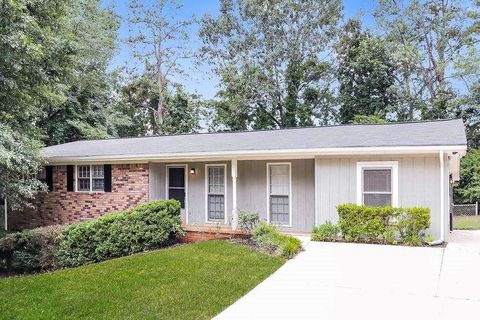 Photo of 4820 Oak Grove Drive, Cumming, GA 30040 (MLS # 7674263)