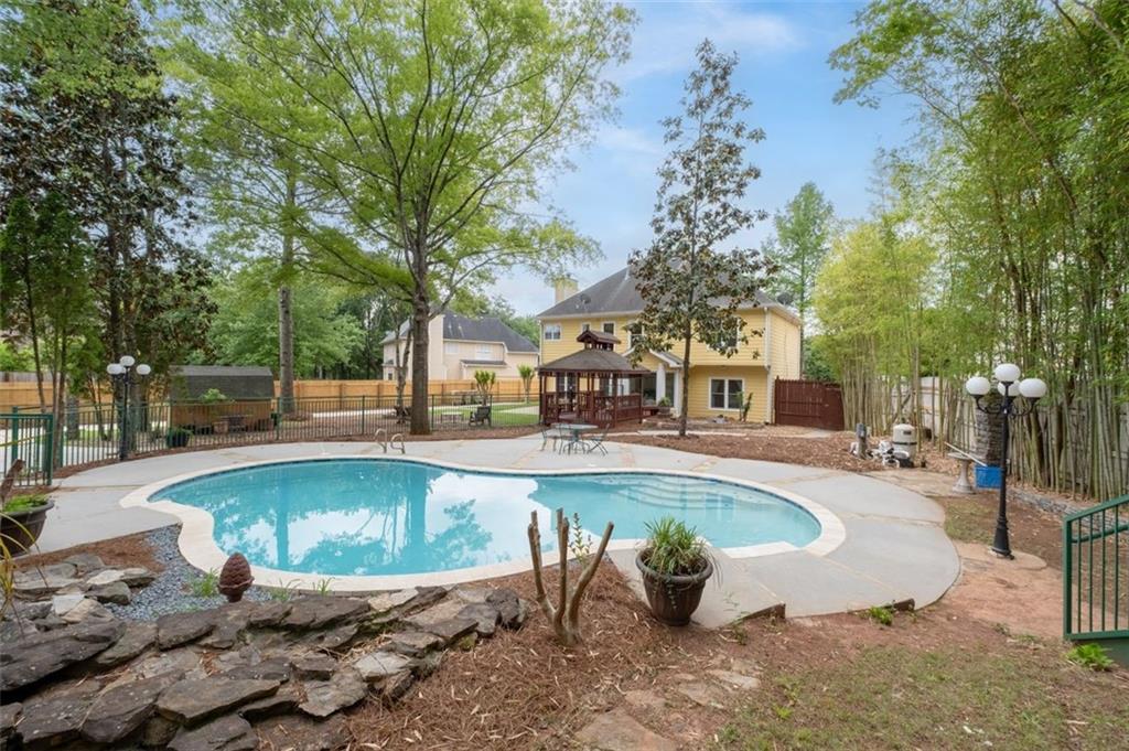 5300 Coacoochee Terrace, Johns Creek, Georgia image 29