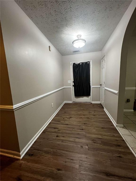 3013 Rockview Drive, Loganville, Georgia image 6