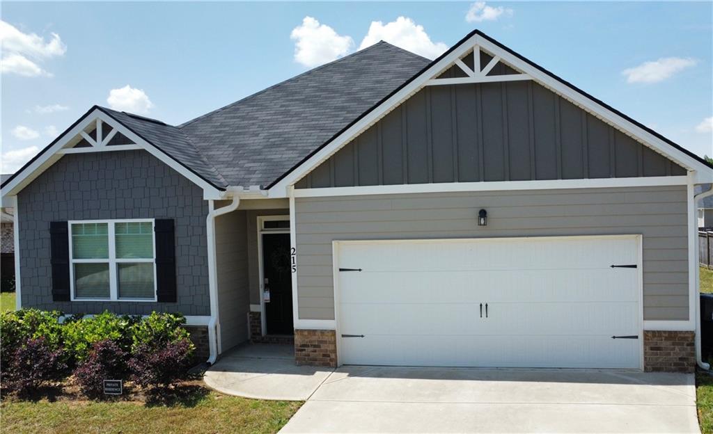 215 Barnyard Way, Perry, Georgia image 1