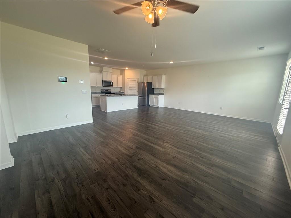 215 Barnyard Way, Perry, Georgia image 4
