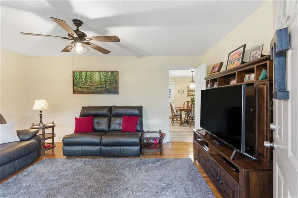 4682 Rockmart Road SE