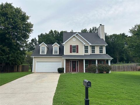 A home in Hoschton