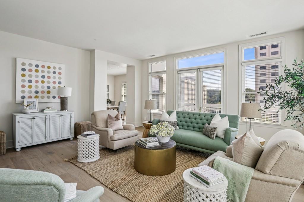 2500 Peachtree Road NW 405S