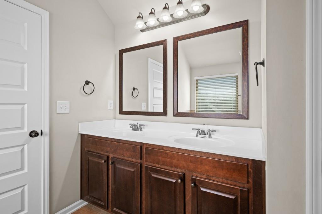 1645 Renfroe Run, Cumming, Georgia image 17