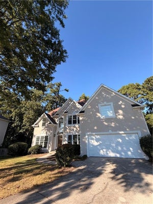 220 FOREST CT, JOHNS CREEK, GA 30097 - Image c14dea706c8b72c287d2ecc1d6b91362/124299530