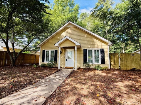 Homes For Sale - 4430 Bonneville Drive<br/> Cumming, GA 30041