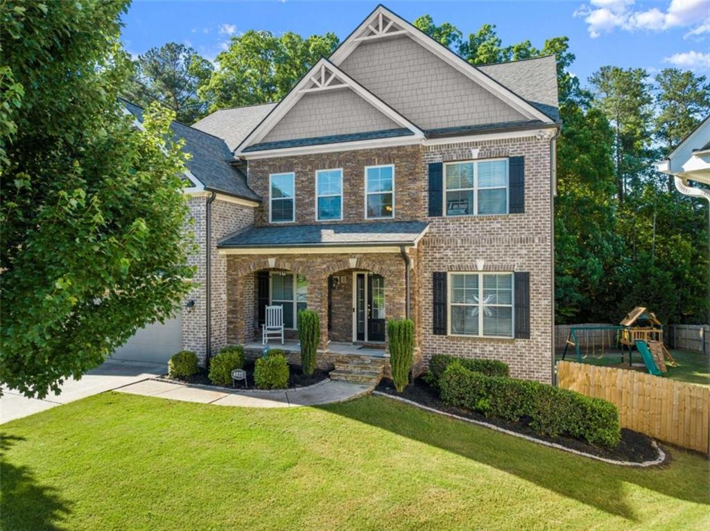 4022 Roberts Crest Drive, Suwanee, Georgia image 4