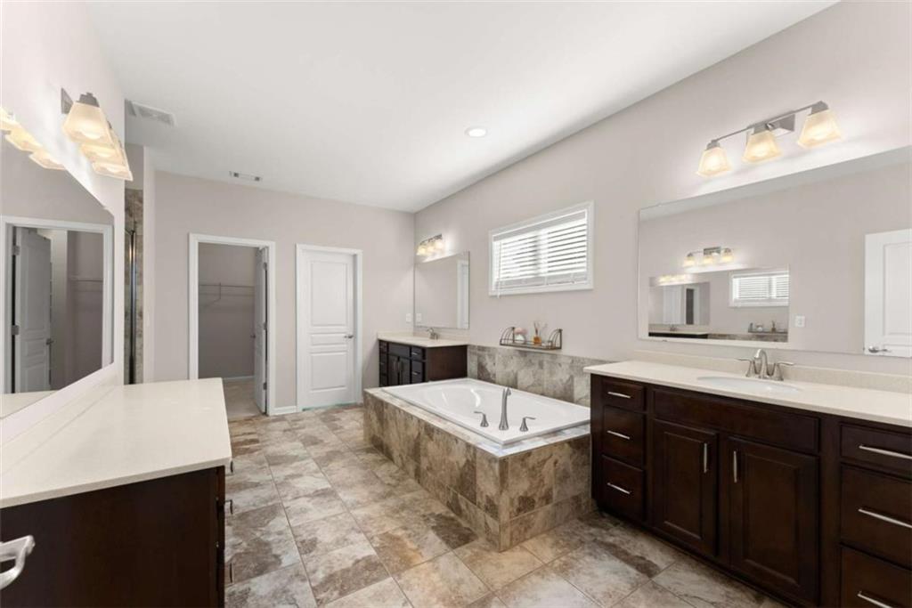 4022 Roberts Crest Drive, Suwanee, Georgia image 25