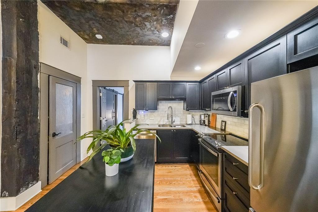 1026 Saint Charles Avenue NE 15