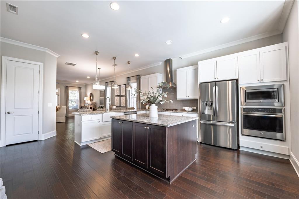 1384 Doublegate Drive, Brookhaven, Georgia image 3