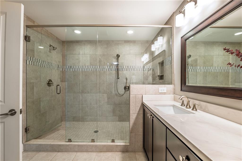 1384 Doublegate Drive, Brookhaven, Georgia image 16