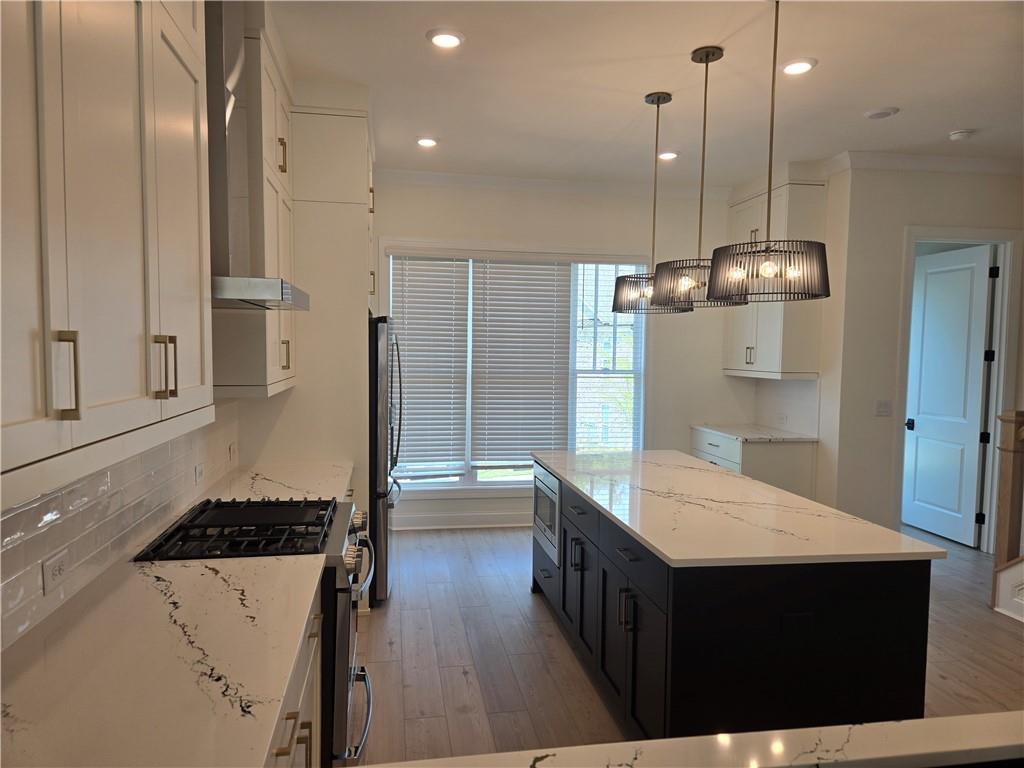 Wards Xing - Residential Lease