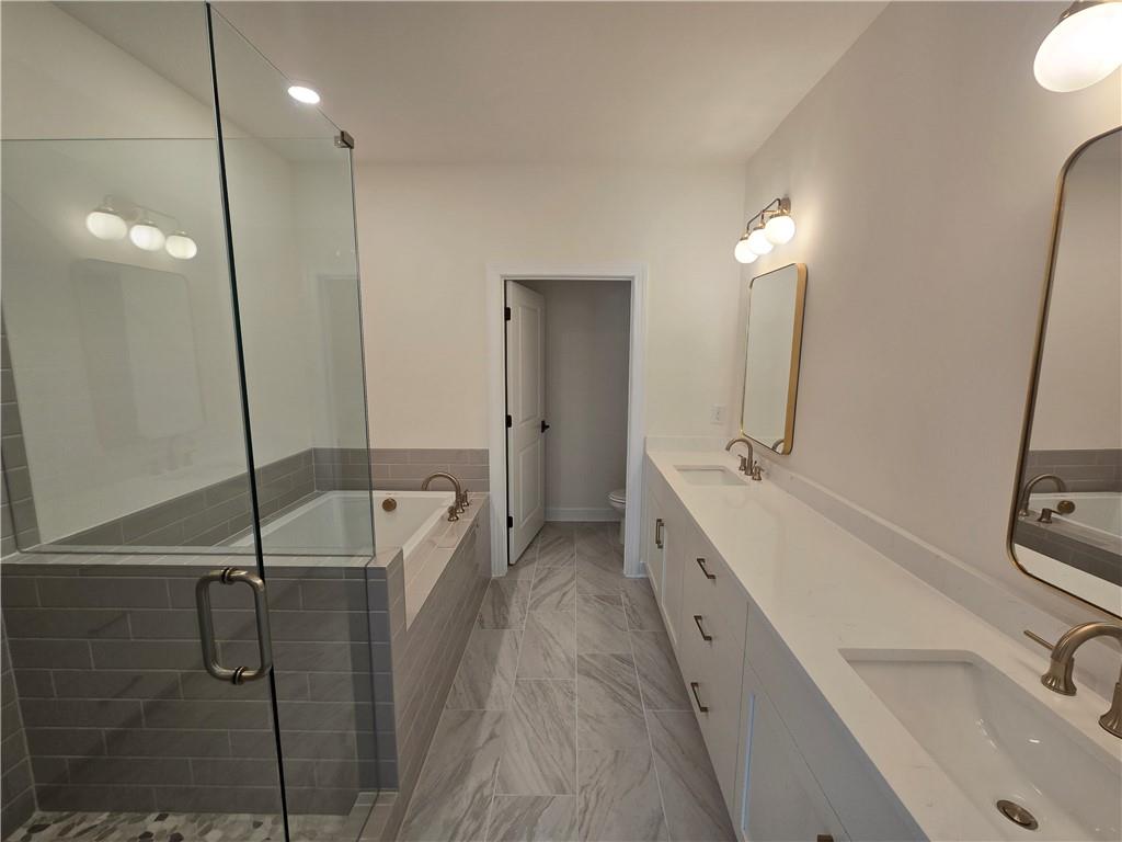 Wards Xing - Residential Lease