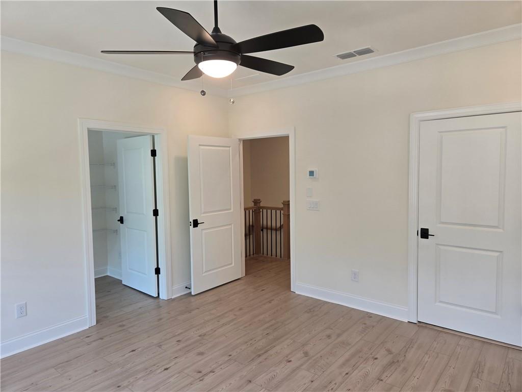 Wards Xing - Residential Lease