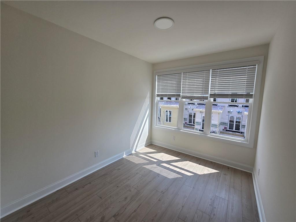 Wards Xing - Residential Lease