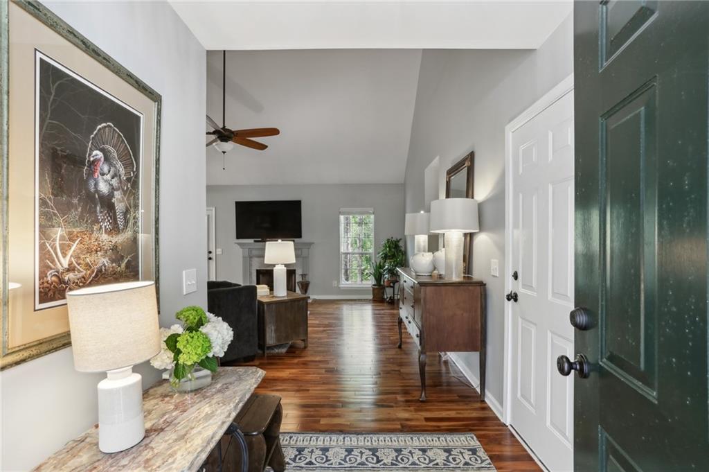 5845 Shannon Drive, Cumming, Georgia image 3