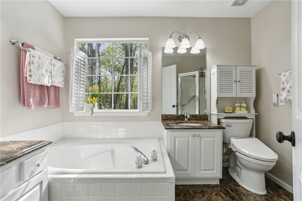 5845 Shannon Drive, Cumming, Georgia image 13