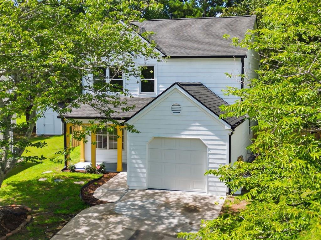 6496 Drake Manor
