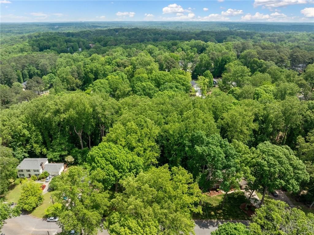 Fieldstone Court Sw, Lilburn, Georgia image 12