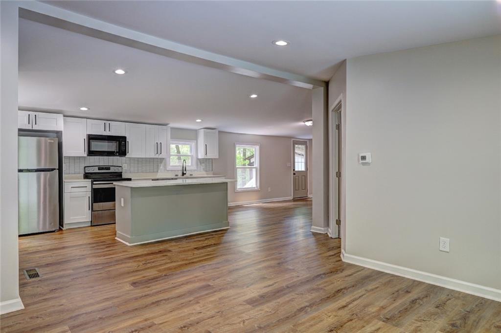 350 White Birch Drive, Covington, Georgia image 4