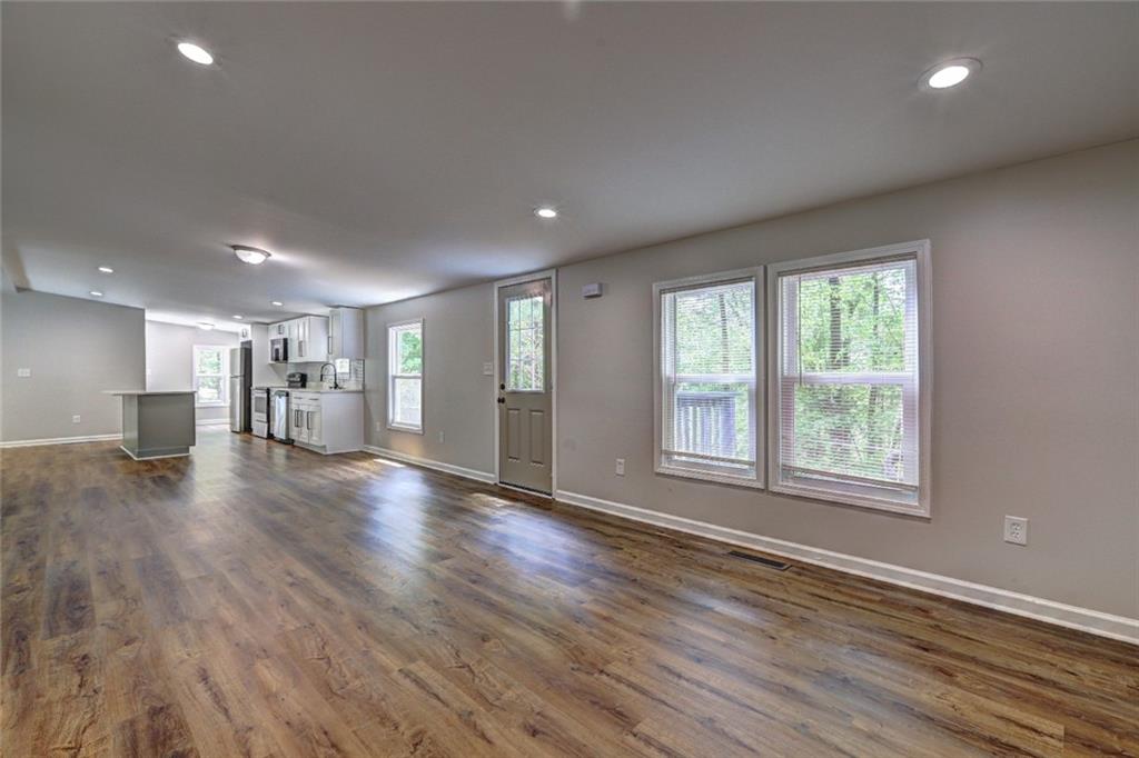 350 White Birch Drive, Covington, Georgia image 7