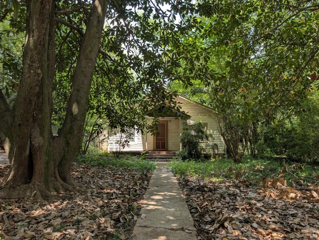 652 Hobart Avenue SE